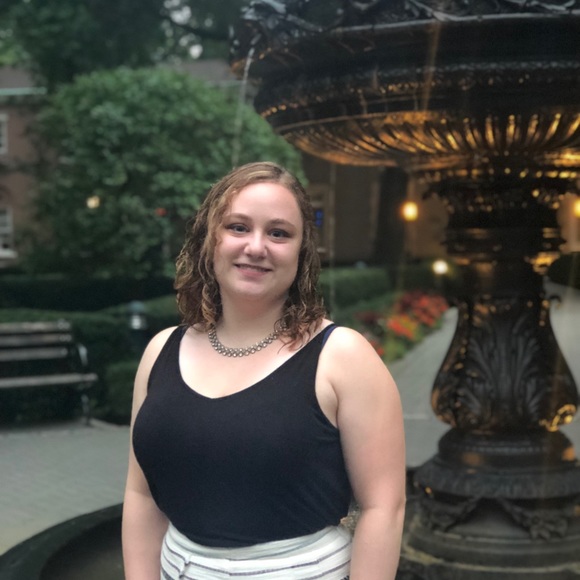 Meet your Posher, Maggie - Picture 1 of 1